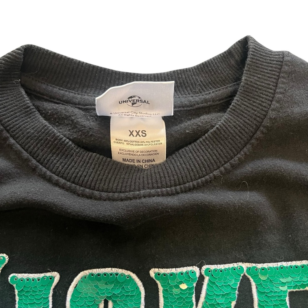 Wicked Musical Universal Studios Flip Sequin Graphic Sweatshirt size XXS - Picture 5 of 7